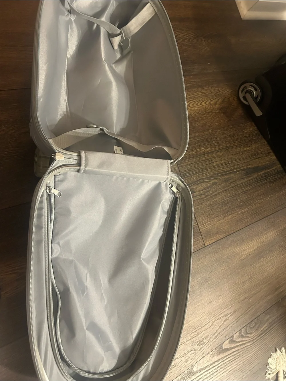 University of Tennessee Volunteers hard shell suitcase by Mojo